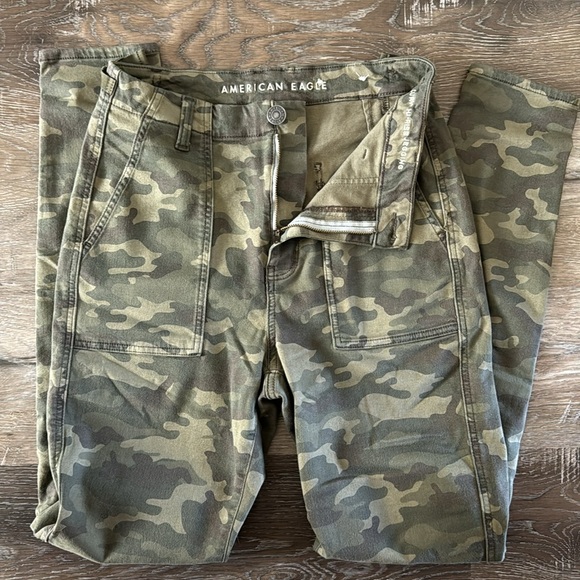 American Eagle Jeans - Picture 3 of 4